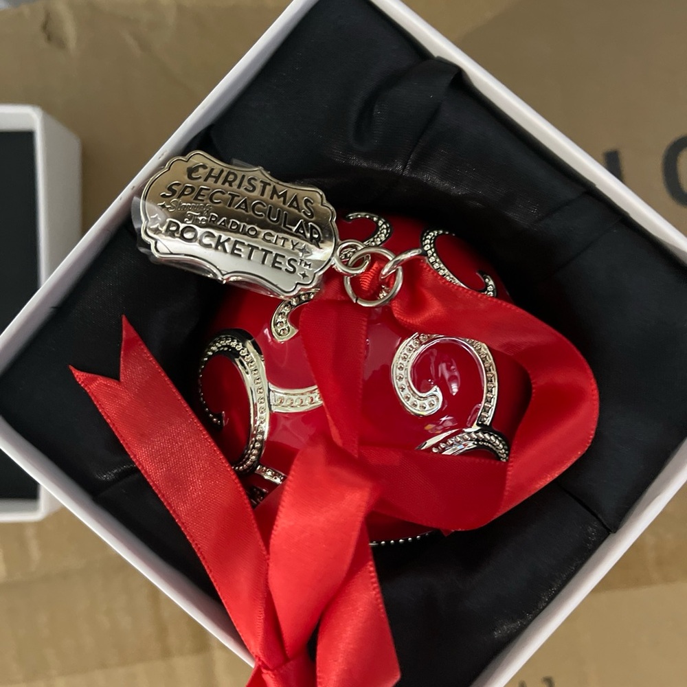 2017 pandora ornament